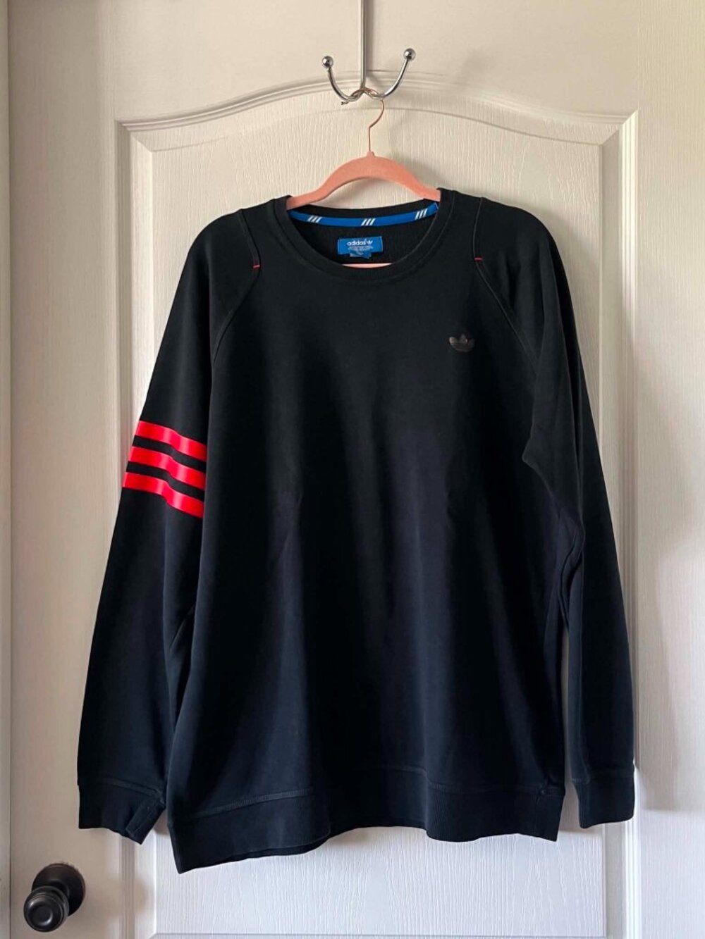 Adidas Men's XL Blue Original Sweatshirt Bright Red Triple Stripe on the sleeve